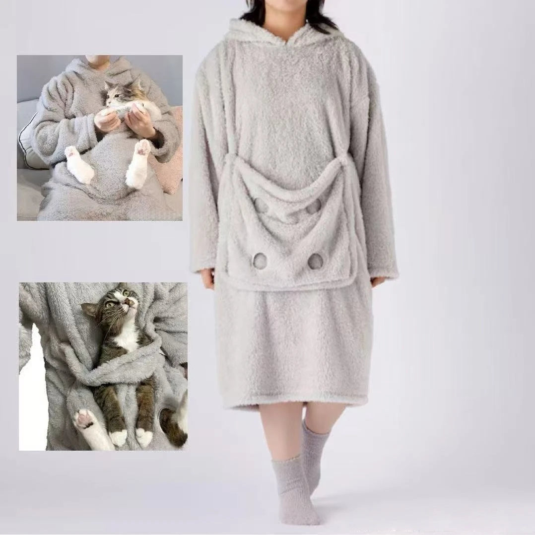 New Arrival Plaid Flannel Homewear with Integrated Pet Storage Pocket Cozy All Day Loungewear