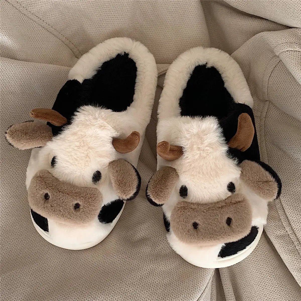 Cute Cow Print Couple Slippers – Cozy Matching House Shoes
