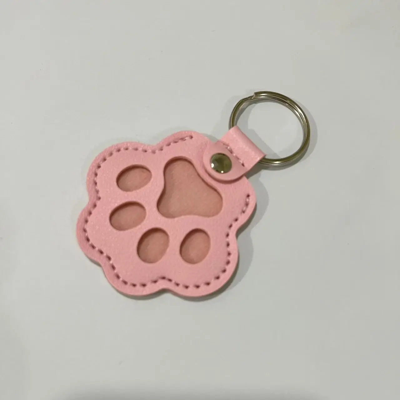 Dog Hair Collector Keychain Leather Pet Memorial Keepsake for Dogs and Cats, Fur Storage Pendant Charm Gift Keychain