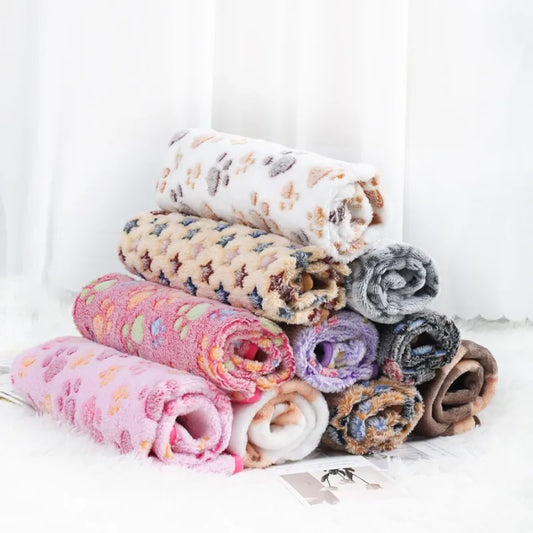 Soft Fluffy Pet Blanket for Dogs & Cats – Cozy Warm Washable Sleeping Mat
